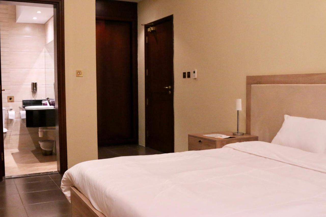 Qatar Youth Hostels Доха Екстериор снимка