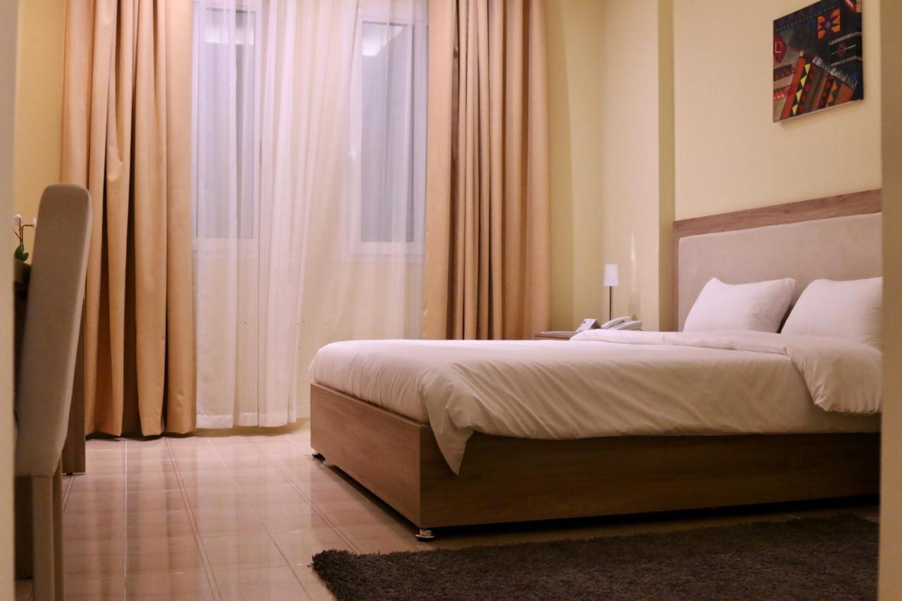 Qatar Youth Hostels Доха Екстериор снимка